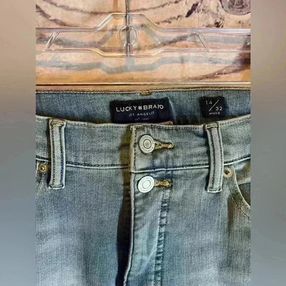 Lucky brand women’s high rise Bridgette skinny jeans - Picture 6 of 6